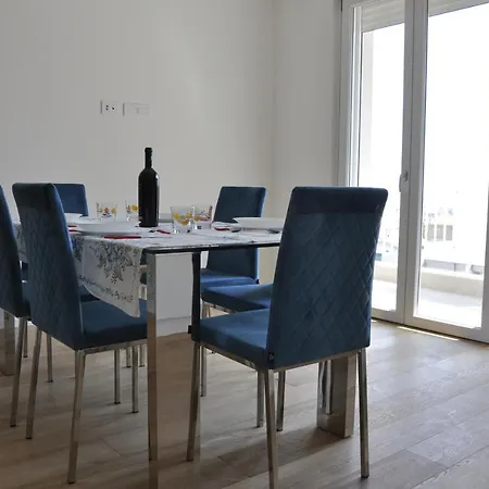 Basilicata Host To Host - Monnalisa House